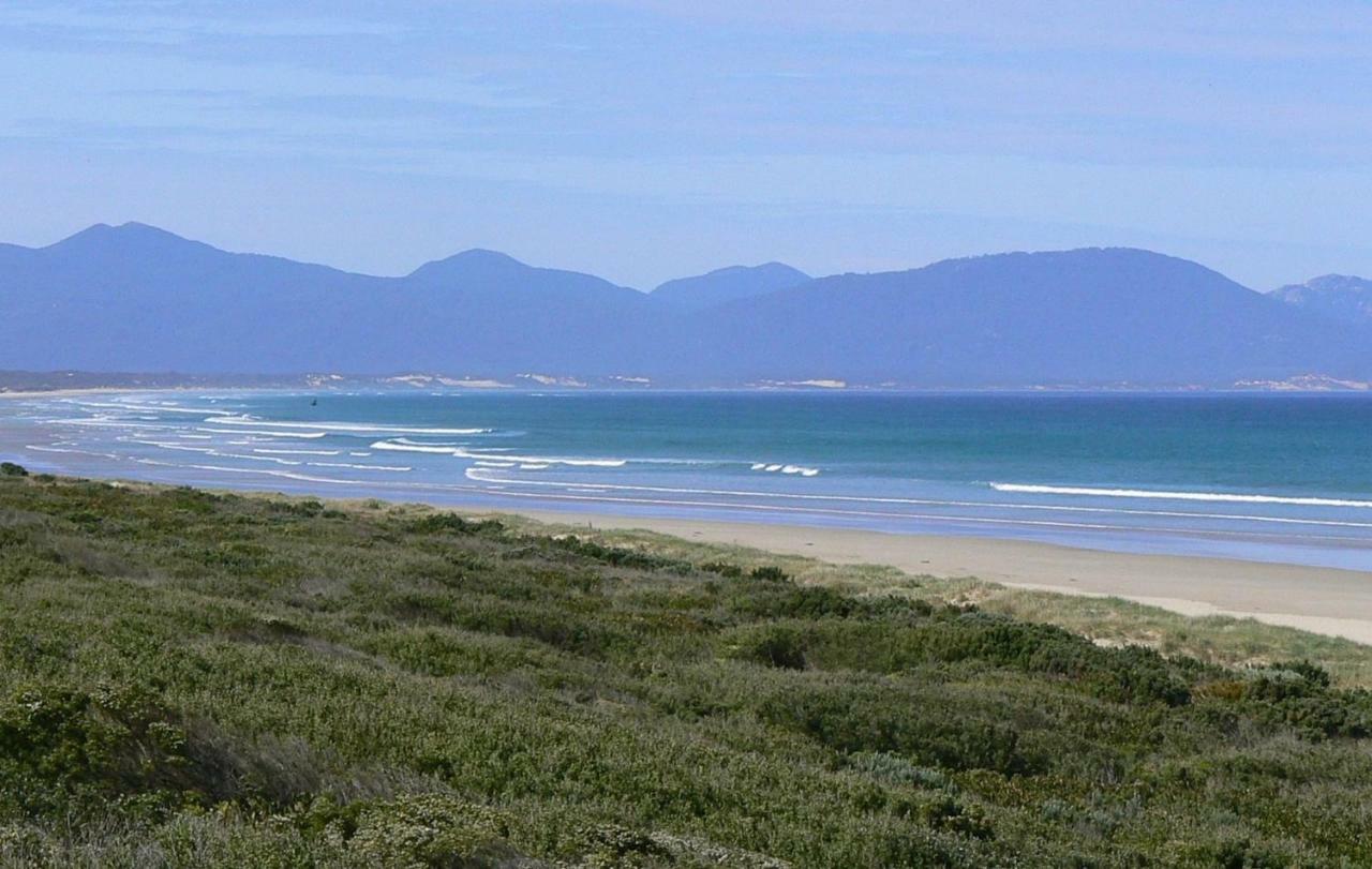 Sandy Point Beach Escape 2 Bedroom Apartment エクステリア 写真